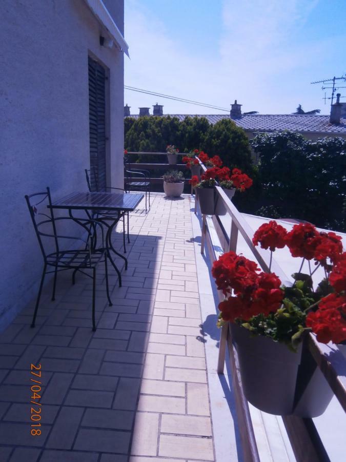 Family Apartment Tonko With King'S Bed Матули Екстериор снимка