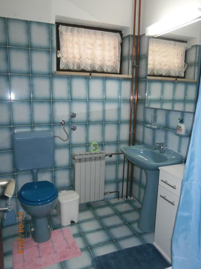 Family Apartment Tonko With King'S Bed Матули Екстериор снимка